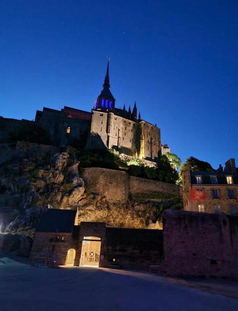 Gîtes le Mont Desclos Saint Michel Beauvoir  Chambre photo